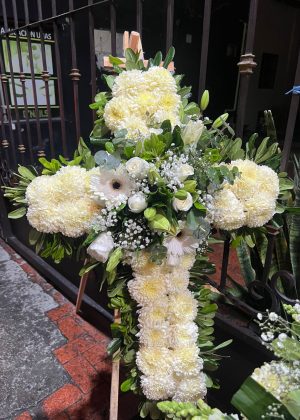 ARREGLO DE FUNERAL 8