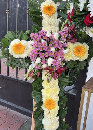 ARREGLO DE FUNERAL 14